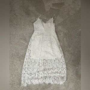 XL ASTR the label lace midi dress